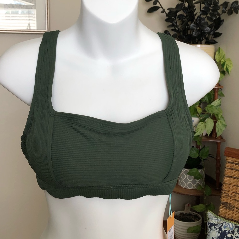 NWT Kona Sol M 8 - 10 Bikini / Bathing Suit Top